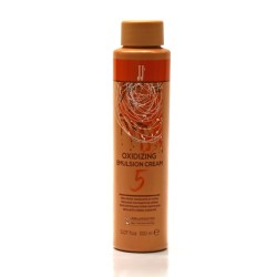JJʼs Окислювальна крем-емульсія  5VOL 1,5%